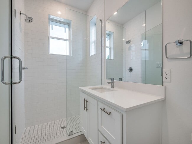 Building Photo - Welcome to a beautiful Craftsman-style end...