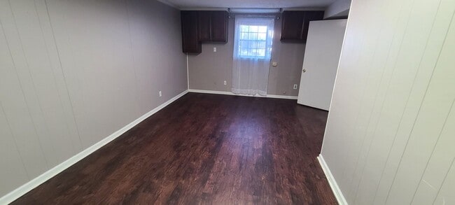 Building Photo - 4BR 3BA SFH with Full Finished Basement