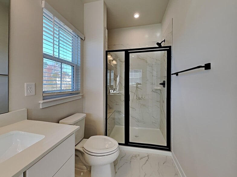 Building Photo - 1508 Aspire St