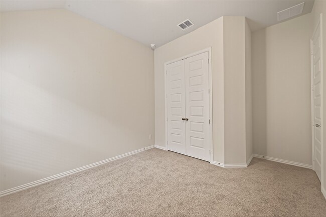 Building Photo - 6123 Severson Lake Ct