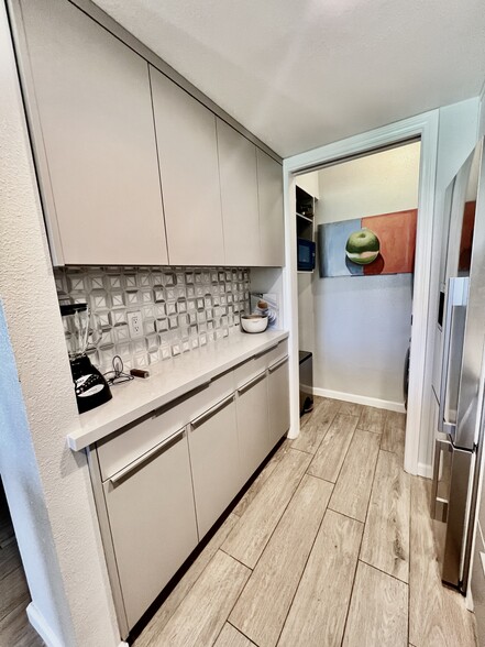 Building Photo - 78197 Indigo Dr