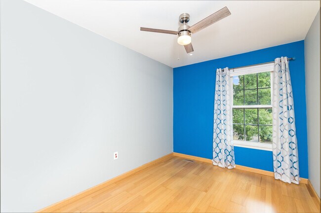 Building Photo - 2346 Horseferry Ct