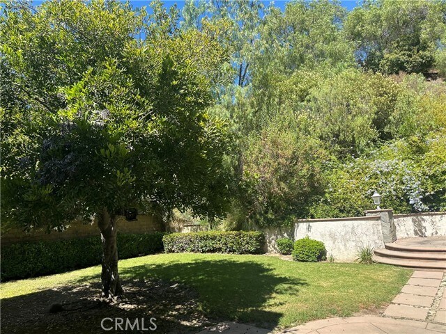 Building Photo - 20639 Círculo Loma