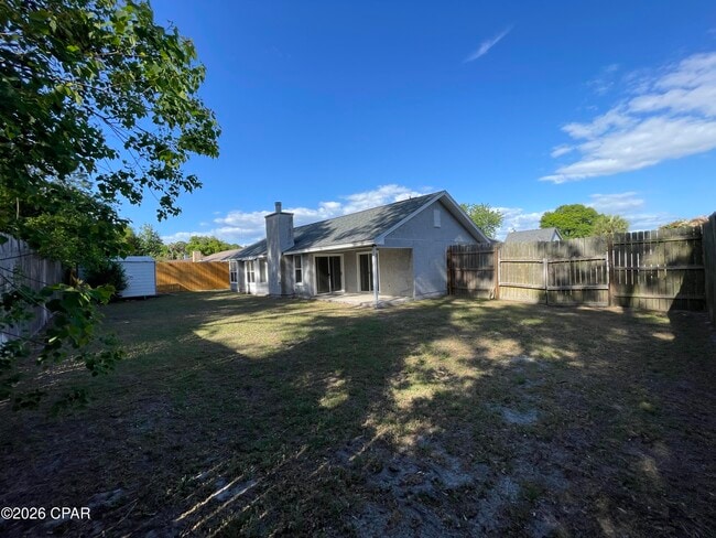 Building Photo - 140 Treasure Palm Dr