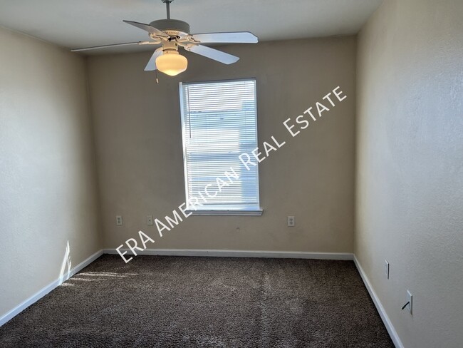 Building Photo - 1028 Anniston Ct