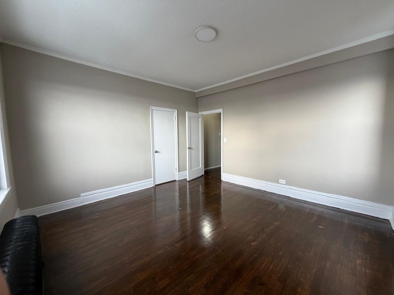 Building Photo - 157 S Harrison St