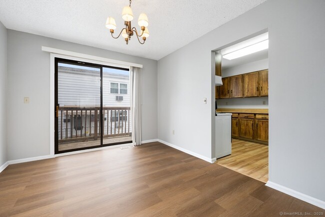 Building Photo - 422 Courtland Ave