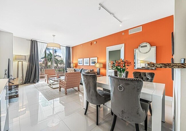 Building Photo - 550 Okeechobee Blvd