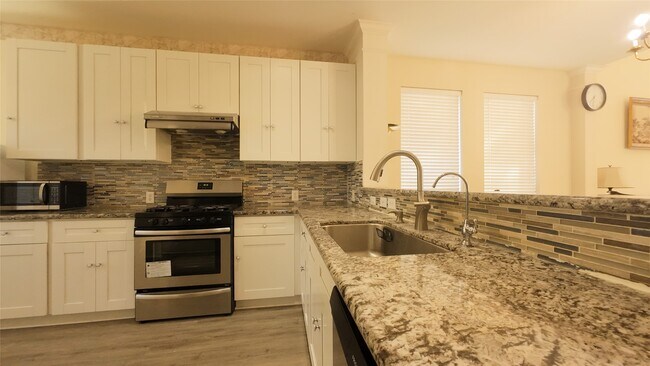 Building Photo - 4111 Creek Ridge Ln