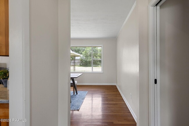 Building Photo - 209 Karen Dr