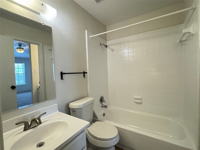 Building Photo - 6500 Sands Point Dr