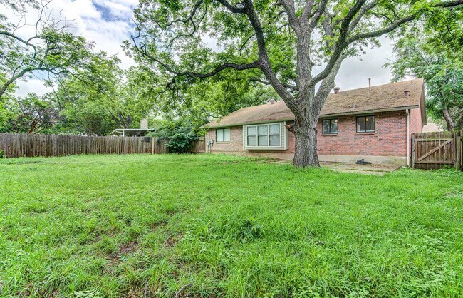 Building Photo - 12111 Missel Thrush Ct