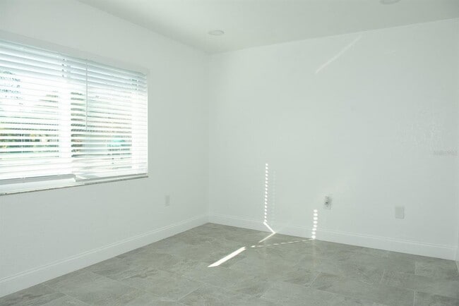 Building Photo - 11889 93rd Ave N