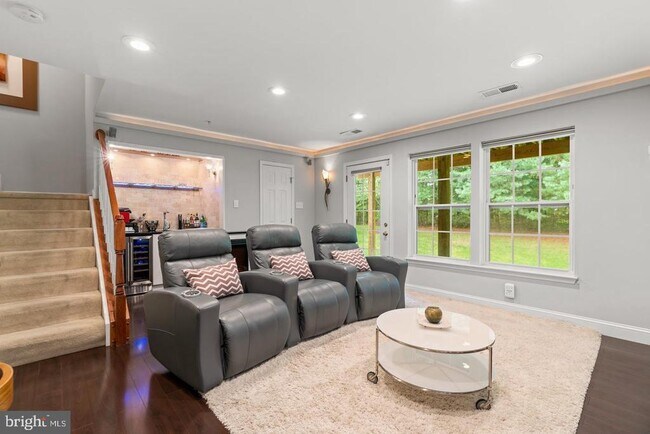 Building Photo - 7592 Cherrybark Oak Ln