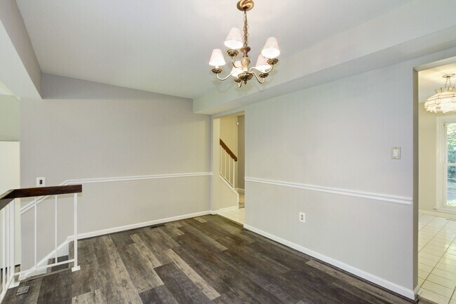 Building Photo - 11906 Shagbark Dr