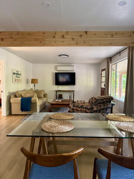 Building Photo - 2633 Crystal Springs Rd