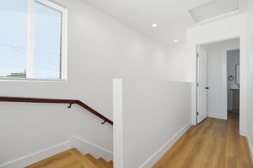 Building Photo - 6616 Denver Ave