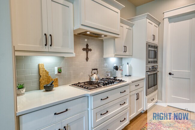 Building Photo - 4113 W Gray Fox St