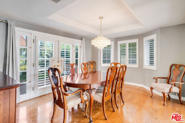 Building Photo - 3860 Cazador St