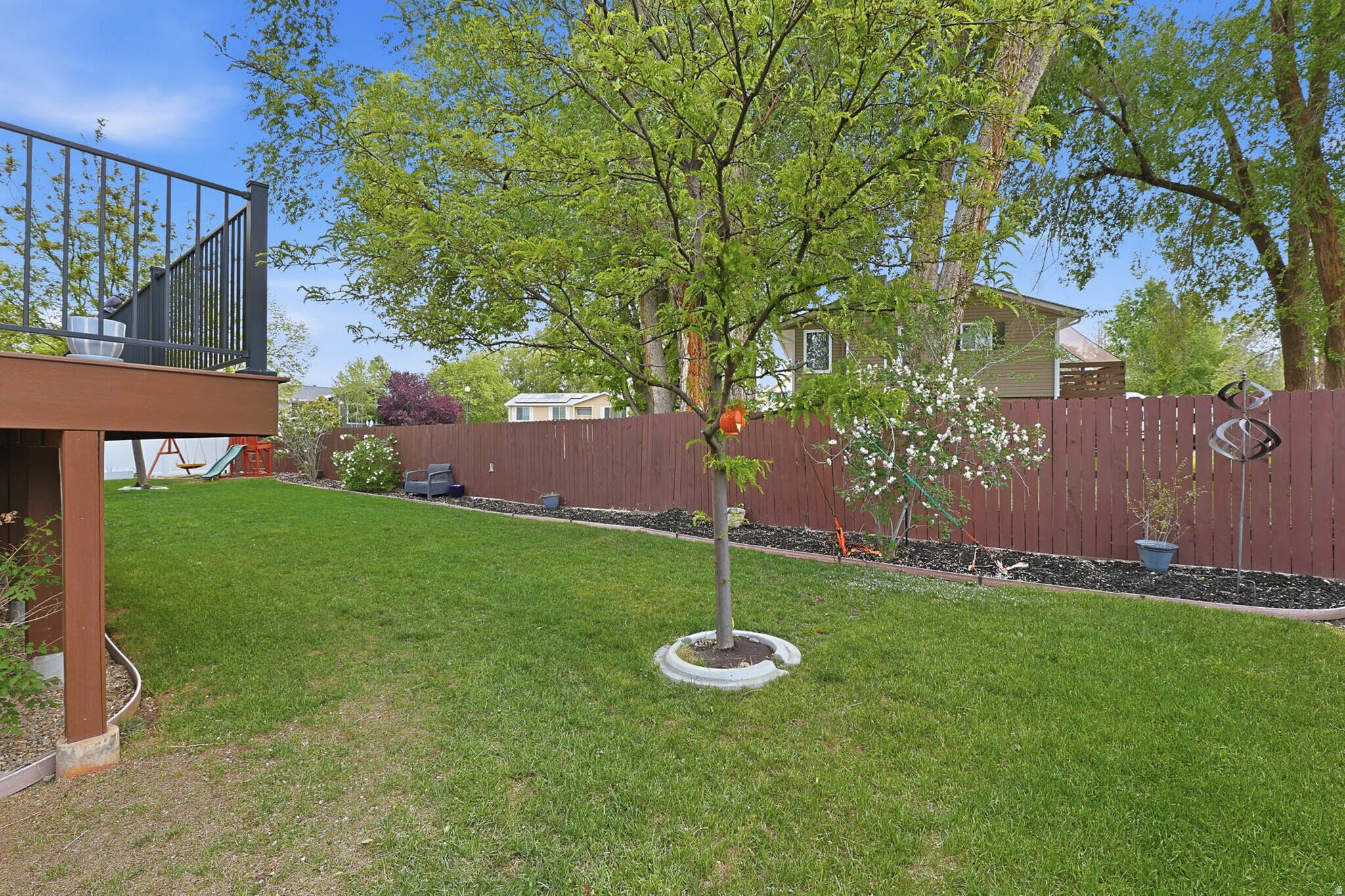 Building Photo - 9107 S Peach Blossom Dr