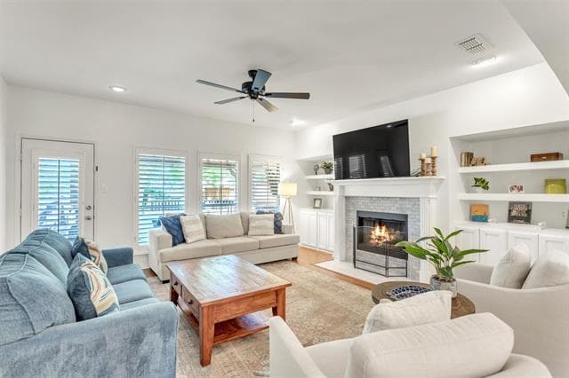 Building Photo - 2081 Ashbourne Dr