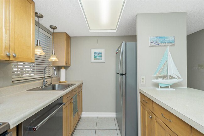 Building Photo - 1358 Rock Dove Ct