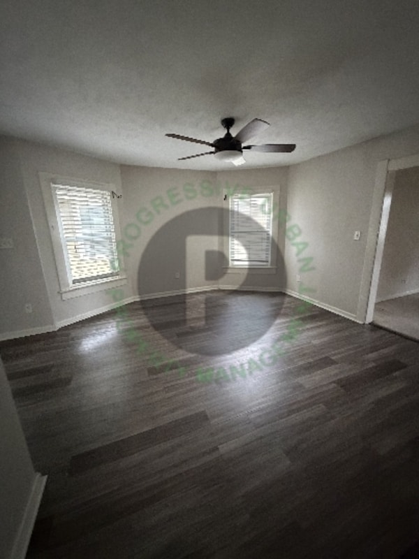 Building Photo - 2562 W 10th St