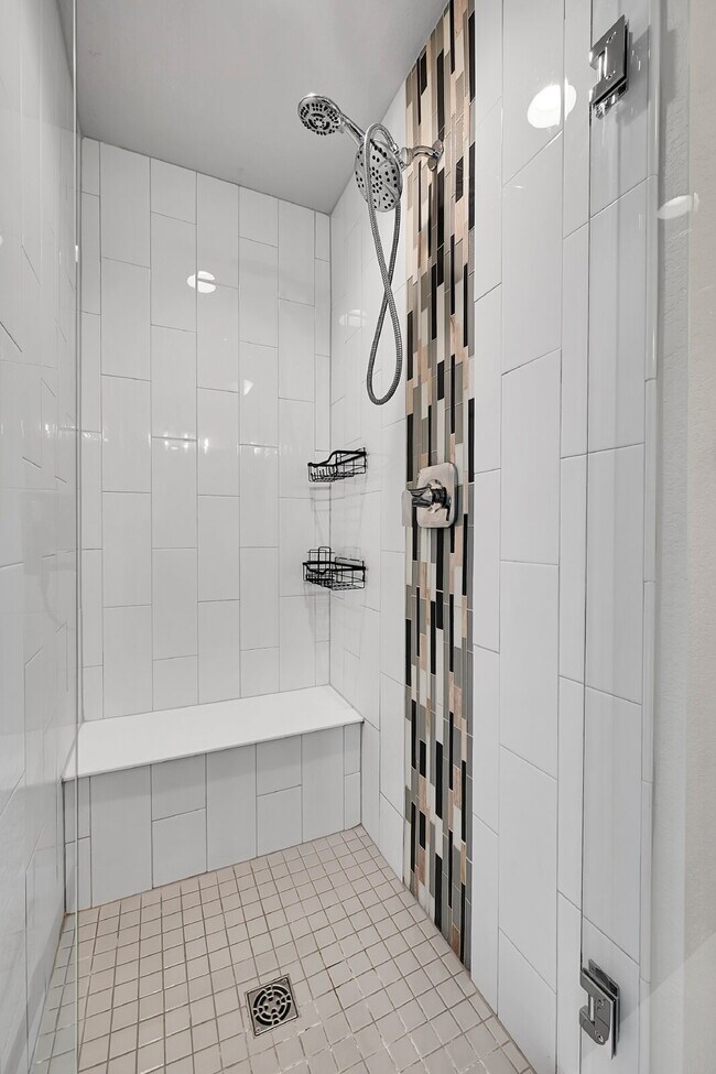 Building Photo - $2,650 - 4 bed, 3.5 bath updated home in C...