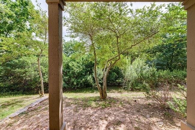 Building Photo - 11203 Ranch Rd