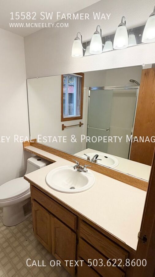 Building Photo - 15582 SW Farmer Way