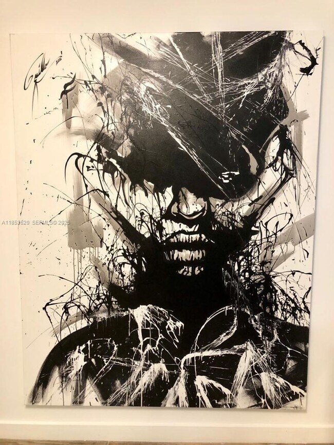 Building Photo - 650 NE 32nd St