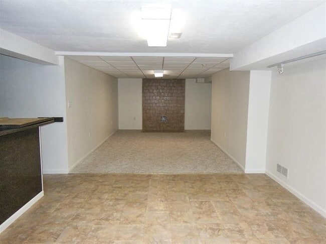 Building Photo - 9939 Sequoia Ln