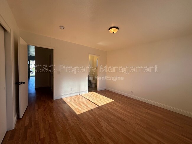 Building Photo - 1126 Granada Ave