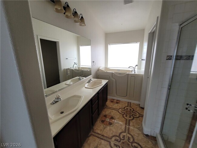 Building Photo - 4406 Cinema Ave