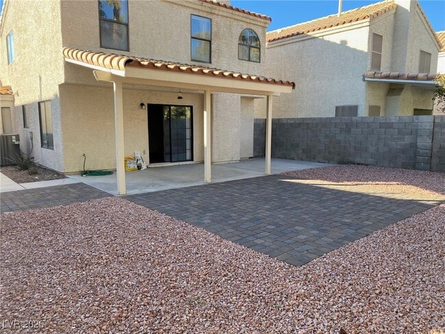 Building Photo - 3008 Ocean View Dr