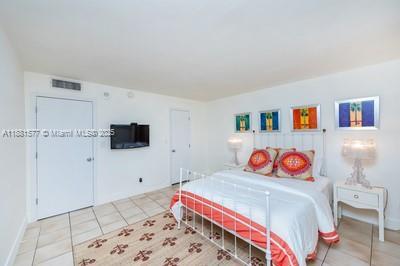 Building Photo - 609 Ocean Dr