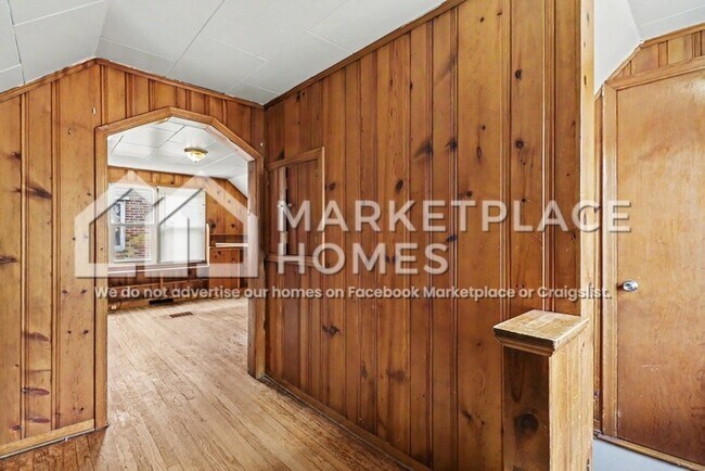 Building Photo - 18675 Forrer St