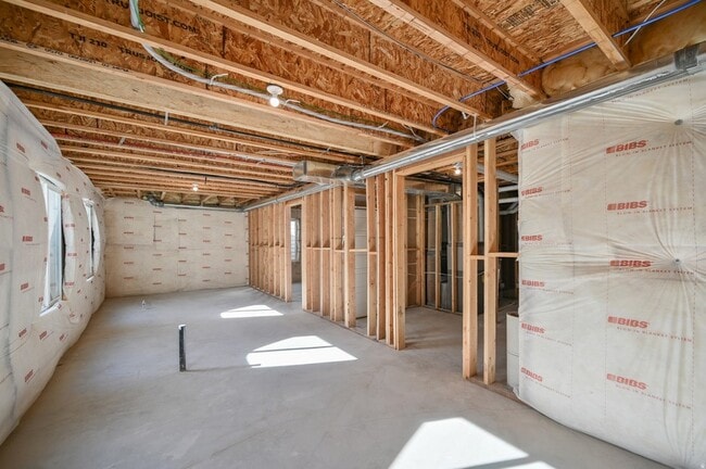 Building Photo - 2541 N Fall Breeze Wy