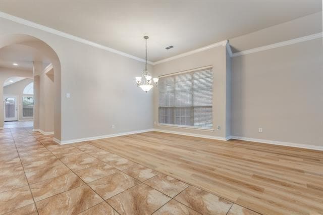 Building Photo - 6723 Lee Meadow Dr