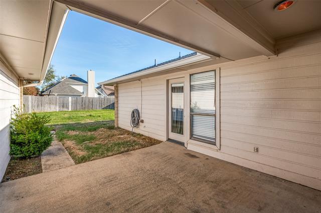 Building Photo - 4223 Lawngate Dr