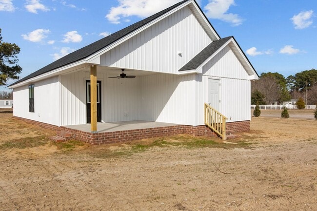 Building Photo - New Construction!