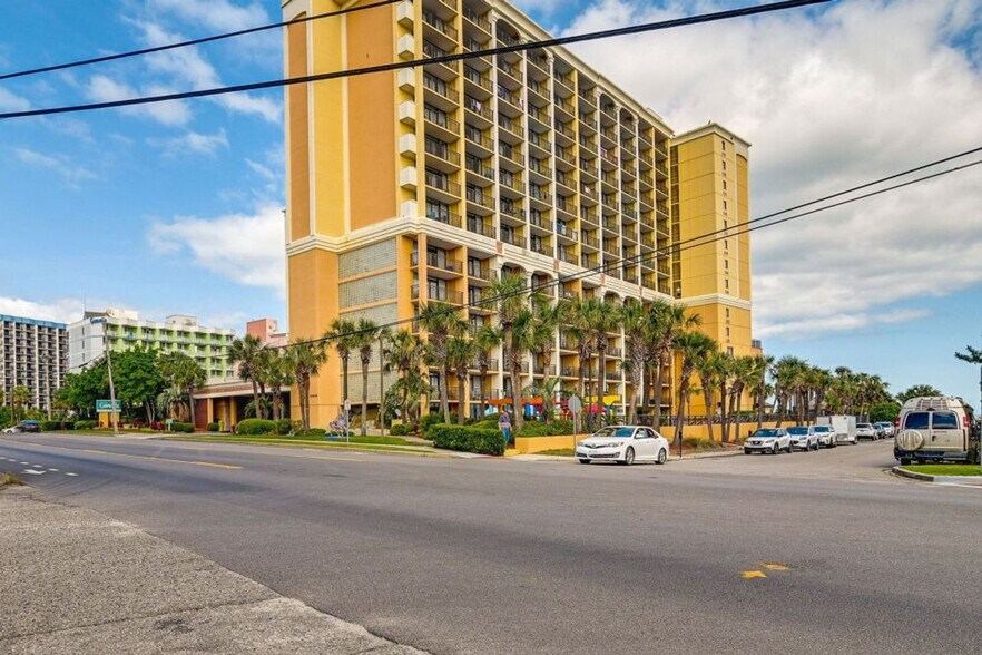Building Photo - 6900N N Ocean Blvd