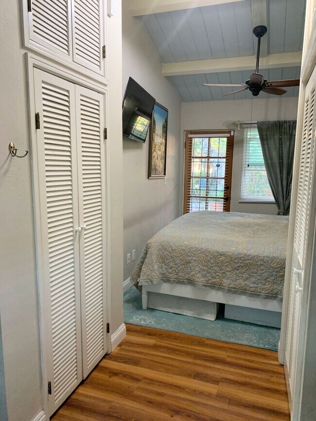 Building Photo - Old Town San Diego Unit