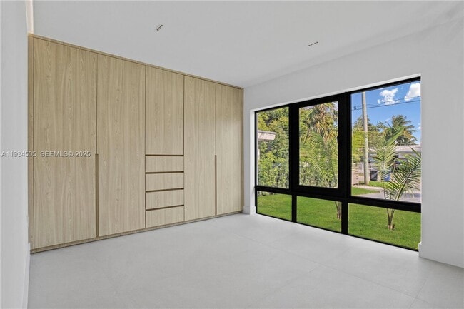 Building Photo - 1661 Daytonia Rd