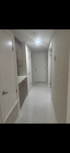 Building Photo - 41662 Aventine Ct