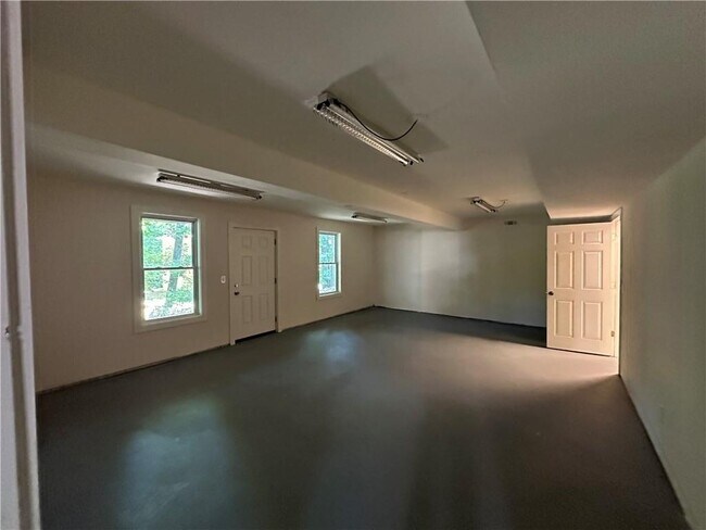 Building Photo - 645 Mt Victoria Pl