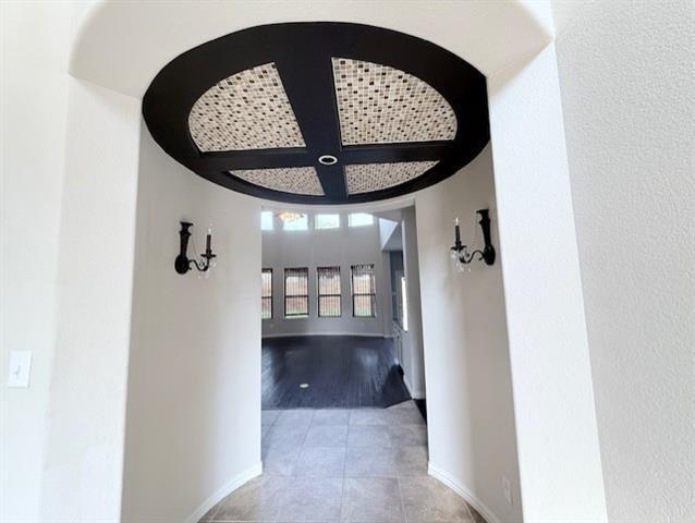 Building Photo - 12571 Valley Spring Dr