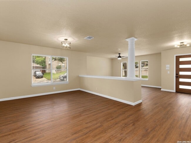 Building Photo - 10802 Winter Creek