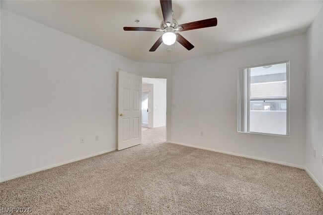 Building Photo - 6955 N Durango Dr