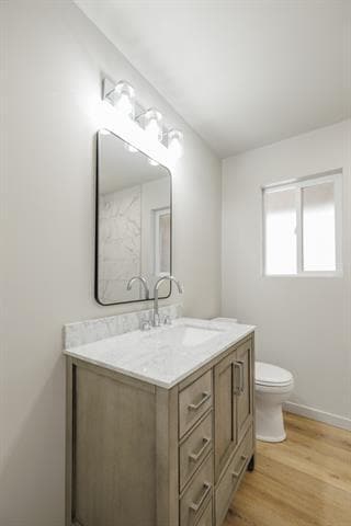 Building Photo - 2140 Glenwood Dr